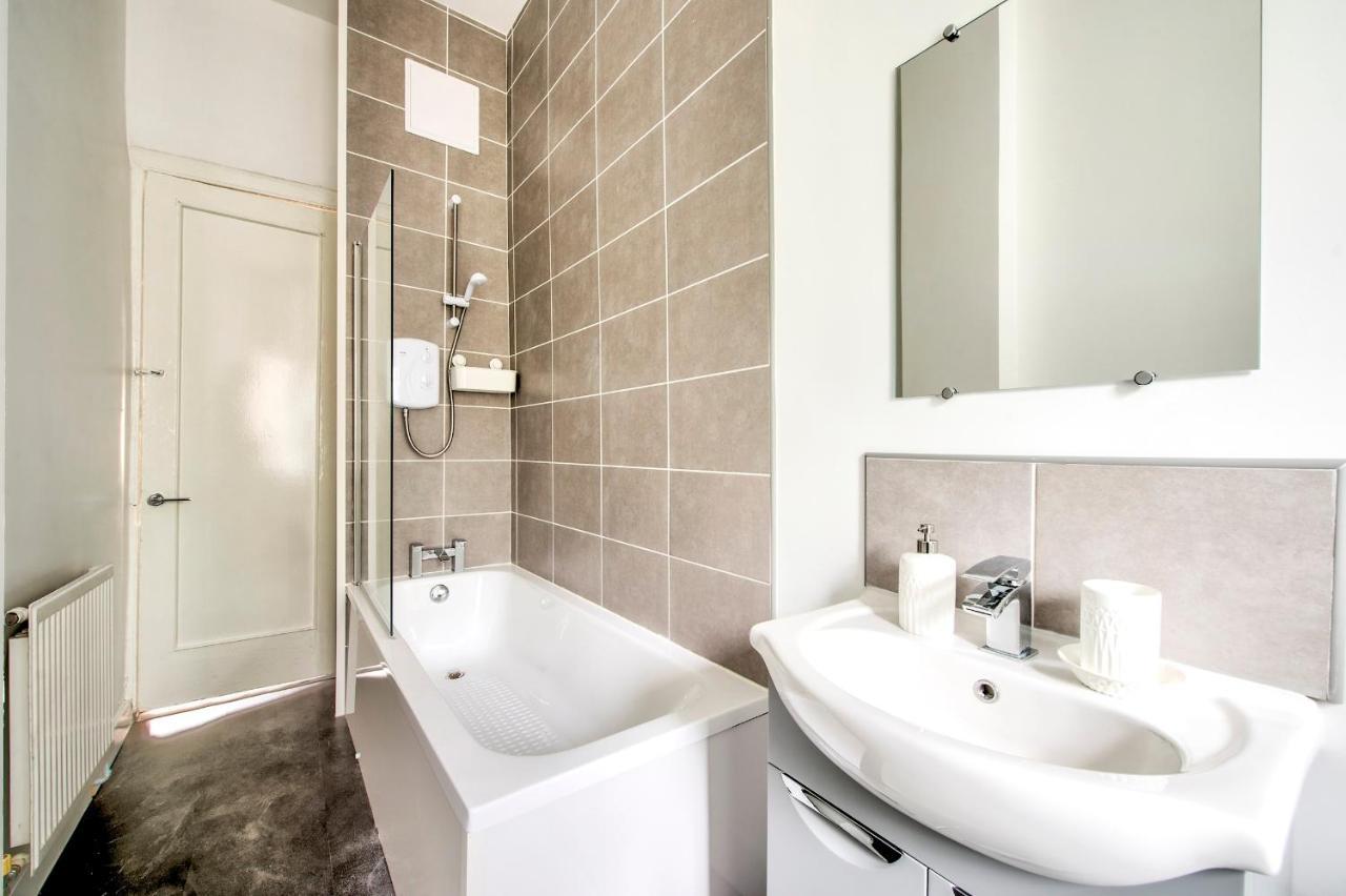 Pass The Keys Stylish 2 Bed In Heart Of West End Διαμέρισμα Γλασκώβη Εξωτερικό φωτογραφία