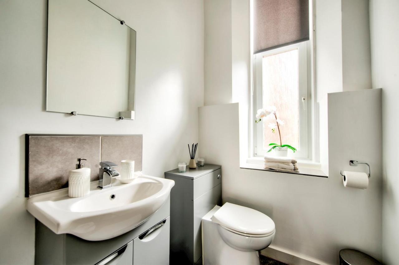 Pass The Keys Stylish 2 Bed In Heart Of West End Διαμέρισμα Γλασκώβη Εξωτερικό φωτογραφία